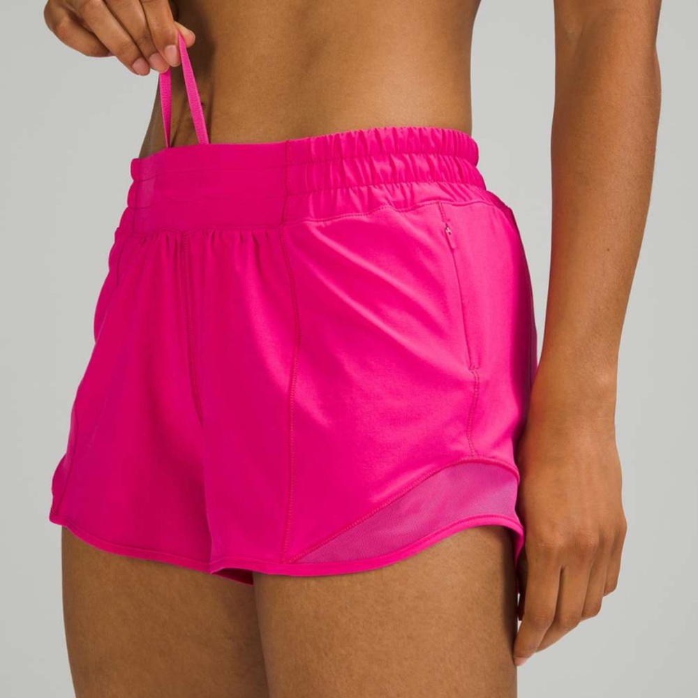 Lululemon Hotty Hot Shorts 4”